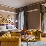 Hotel Grand