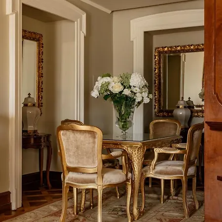 特雷麦梭大酒店