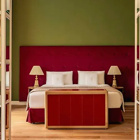 غراند تريميتسو فندق