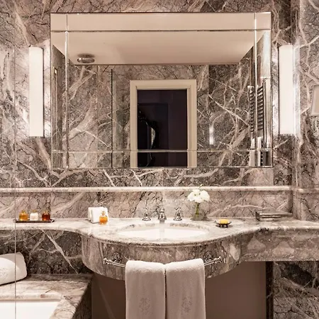 Hotel Grand 5*