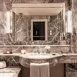 Hotell Grand 5*